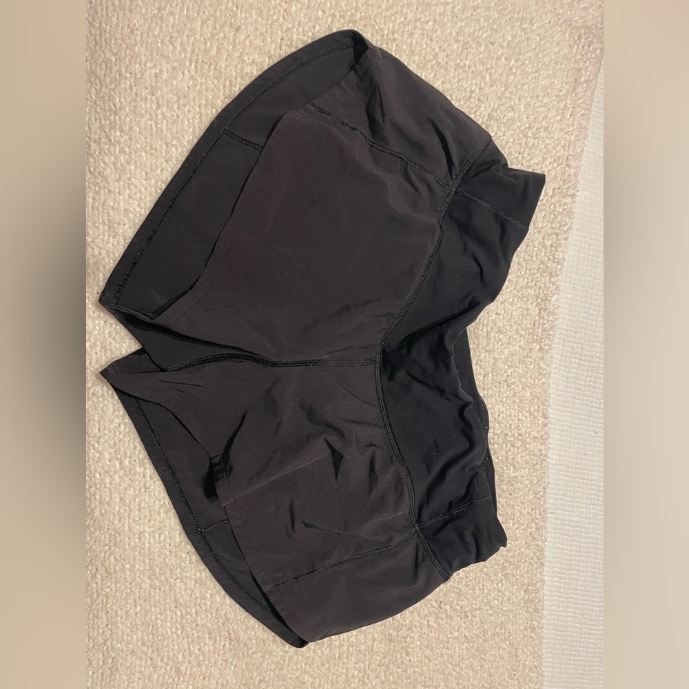 Lululemon speed up shorts 2.5”
